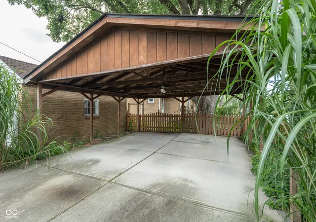 31st image of 1102 N Riley Ave, Indianapolis, IN 46201 | MLS# 22121386