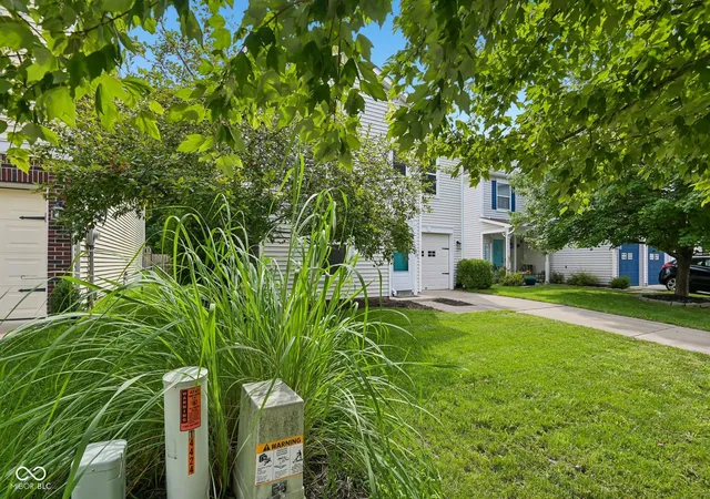 Photo 3 of Sale Pending at 14424 Cuppola Dr, Noblesville, IN 46060 | MLS# 22121391 | Listing updated on 2026-09-05