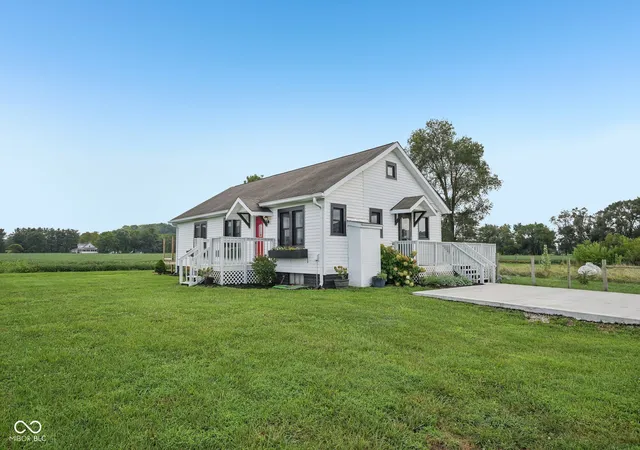 1st image of 2225 Cramertown, Martinsville, IN 46151 | MLS# 22121399