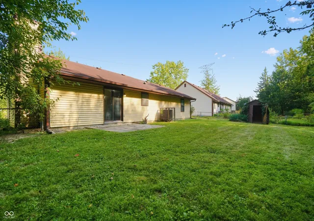 Photo 4 of Sale Pending at 4108 Eagle Lake Dr, Indianapolis, IN 46254 | MLS# 22121405 | Listing updated on 2026-09-12