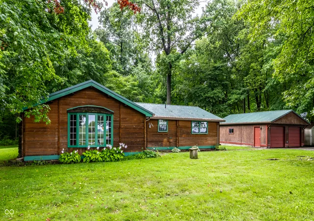 2nd image of 23851 Hobbs Rd, Noblesville, IN 46060 | MLS# 22121406