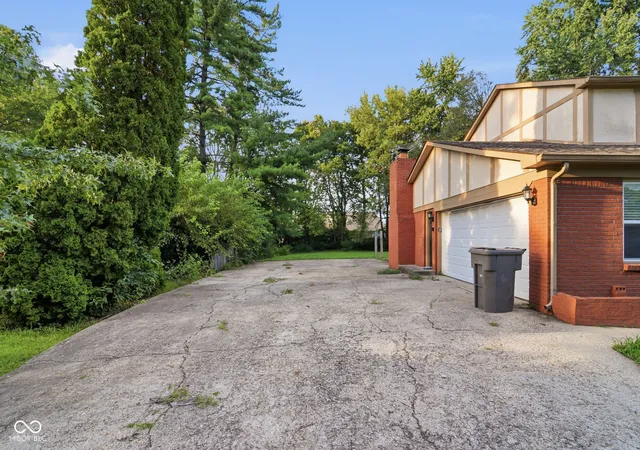 3rd image of 1248 Munsee Cir, Indianapolis, IN 46228 | MLS# 22121412