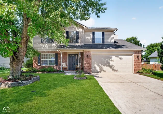 1st image of 1574 Winding Creek Ln, Brownsburg, IN 46112 | MLS# 22121419