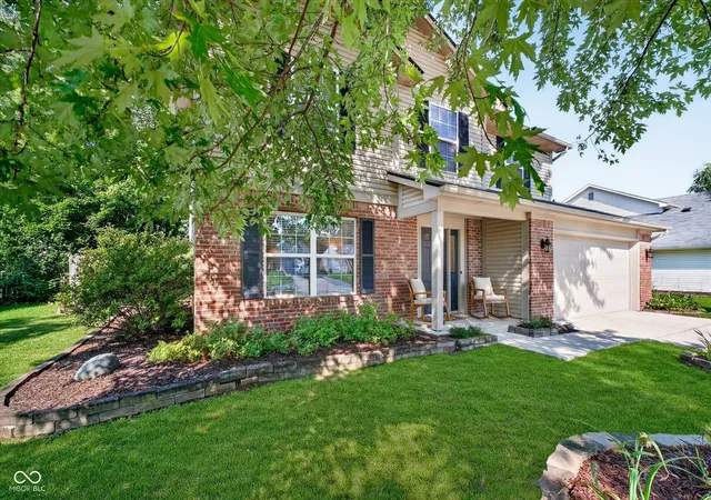 3rd image of 1574 Winding Creek Ln, Brownsburg, IN 46112 | MLS# 22121419