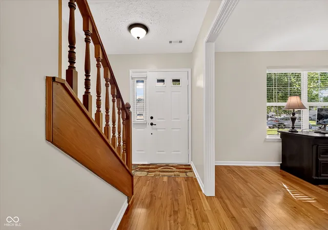 5th image of 1574 Winding Creek Ln, Brownsburg, IN 46112 | MLS# 22121419