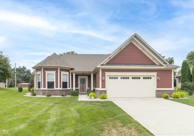 1st image of 1992 S Sugar Gum Trl, Greenfield, IN 46140 | MLS# 22121434
