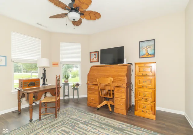 4th image of 1992 S Sugar Gum Trl, Greenfield, IN 46140 | MLS# 22121434