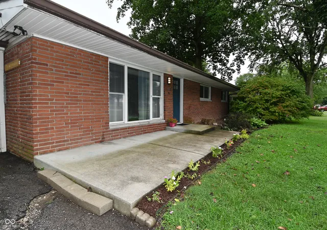 3rd image of 6641 W 15Th St, Indianapolis, IN 46214 | MLS# 22121448