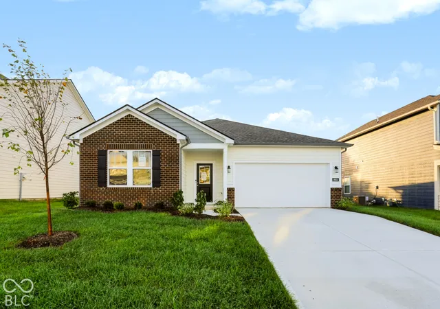 Photo 1 of Single family home for sale at 8911 Noble Heights Ln, Indianapolis, IN 46113 | MLS# 22121449 | Listing updated on 2026-10-27