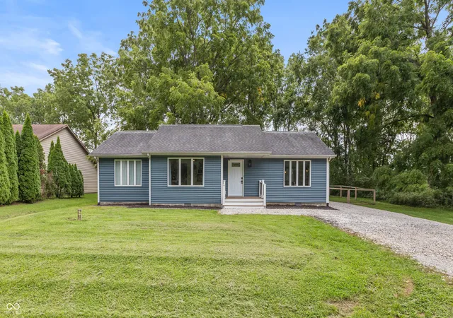 1st image of 605 Gettysburg, Coatesville, IN 46121 | MLS# 22121456