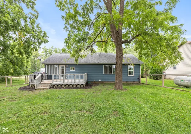 3rd image of 605 Gettysburg, Coatesville, IN 46121 | MLS# 22121456