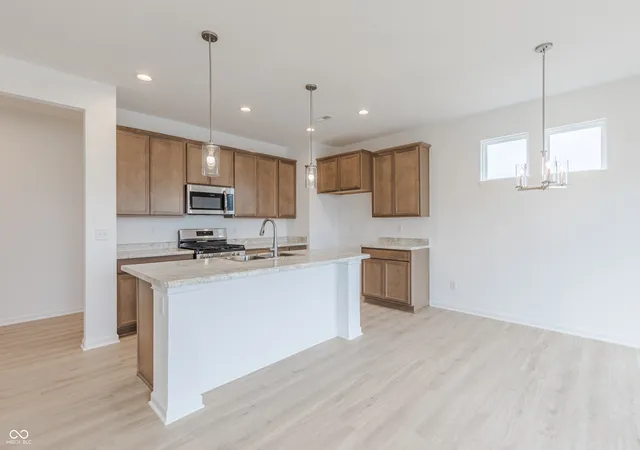 2nd image of 2185 Aviary Ln, Danville, IN 46122 | MLS# 22121475