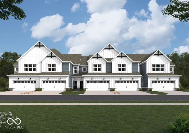 2nd image of 11200 Hobbsbrook Dr, Noblesville, IN 46060 | MLS# 22121488
