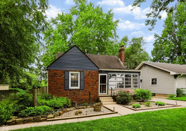 2nd image of 3225 Chamberlin Dr, Indianapolis, IN 46227 | MLS# 22121490