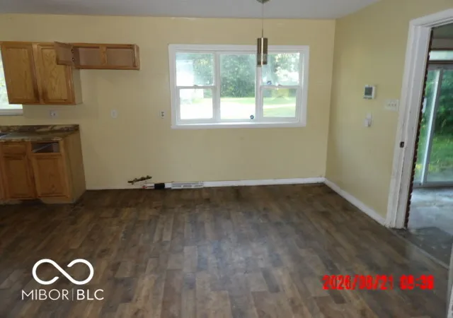 Photo 3 of Sale Pending at 524 Congress Ave, Indianapolis, IN 46208 | MLS# 22121495 | Listing updated on 2026-08-27