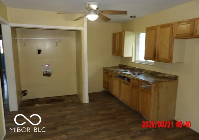 Photo 4 of Sale Pending at 524 Congress Ave, Indianapolis, IN 46208 | MLS# 22121495 | Listing updated on 2026-08-27