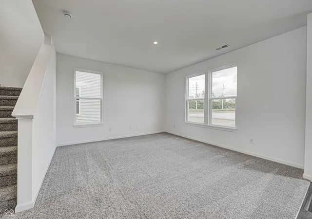 3rd image of 2064 Black Oak Dr, Shelbyville, IN 46176 | MLS# 22121500