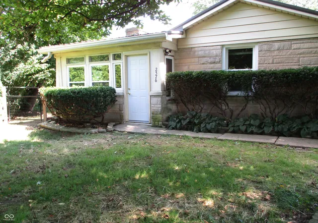 Photo 3 of Single family home for sale at 2576 Old State Road 37 Road S, Martinsville, IN 46151 | MLS# 22121512 | Listing updated on 2026-09-26
