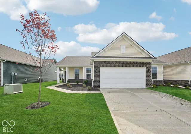 Single family home for sale at 2193 Aviary Ln, Danville, IN 46122 | MLS# 22121515