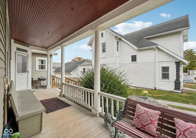 Photo 3 of Single family home for sale at 305 E Washington, Greencastle, IN 46135 | MLS# 22121520 | Listing updated on 2026-09-27