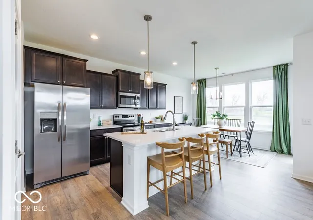 2nd image of 240 Hunters Ridge Dr, Danville, IN 46122 | MLS# 22121523