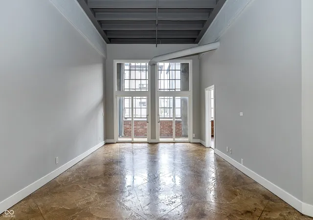 3rd image of 611 N Park Ave #105, Indianapolis, IN 46204 | MLS# 22121538