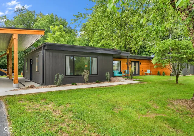 3rd image of 1319 Albin Pond Rd, Greencastle, IN 46135 | MLS# 22121546