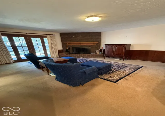 Photo 2 of Single family home for sale at 711 Brushwood Ln, Greenwood, IN 46142 | MLS# 22121548 | Listing updated on 2026-10-25