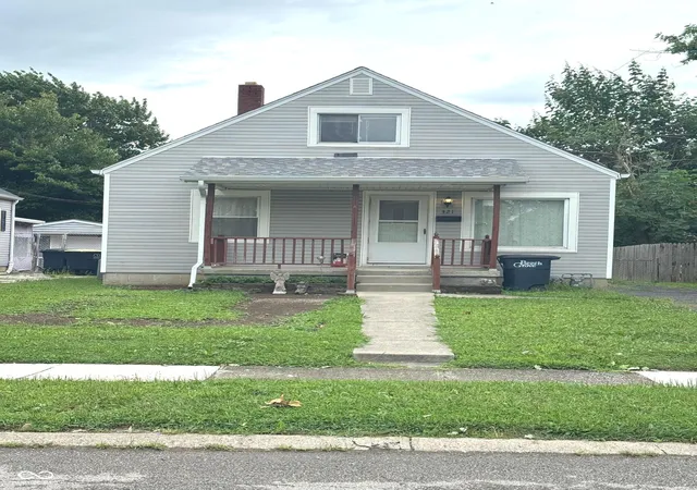 Single family home for sale at 321 N 16Th Ave, Beech Grove, IN 46107 | MLS# 22121564
