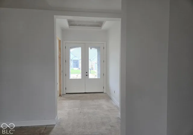 Photo 3 of Single family home for sale at 1047 Beechtree Ln, Franklin, IN 46131 | MLS# 22121574 | Listing updated on 2026-10-03