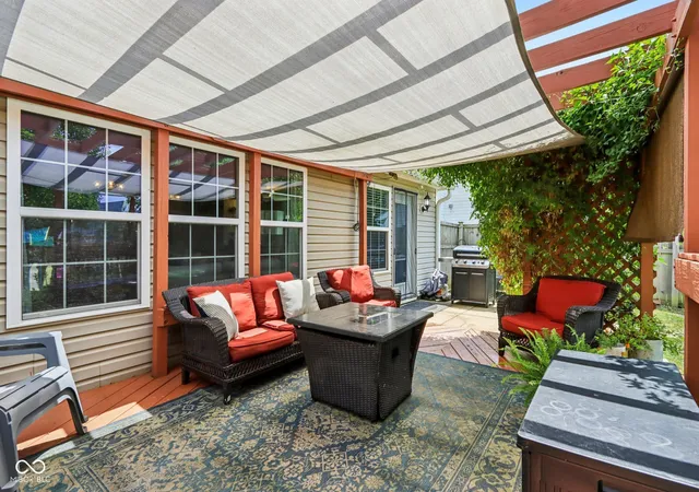 31st image of 4086 S Turning Leaf Ct, New Palestine, IN 46163 | MLS# 22121575