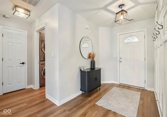 4th image of 4086 S Turning Leaf Ct, New Palestine, IN 46163 | MLS# 22121575