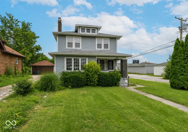 3rd image of 29 N Gibson Ave, Indianapolis, IN 46219 | MLS# 22121586