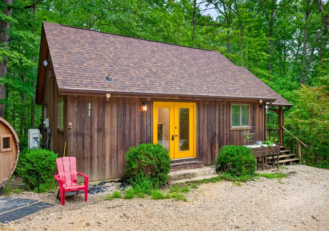 3rd image of 3380 Helmsburg Rd, Nashville, IN 47448 | MLS# 22121597