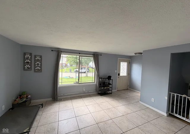 4th image of 7545 Dornock Dr, Indianapolis, IN 46237 | MLS# 22121600
