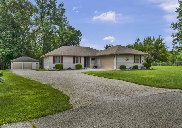 Photo 1 of Sale Pending at 5195 N Camelot Way, North Vernon, IN 47265 | MLS# 22121614 | Listing updated on 2026-09-30