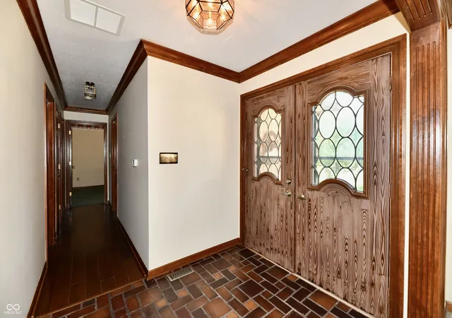 5th image of 3190 Greensview Dr, Greenwood, IN 46143 | MLS# 22121623