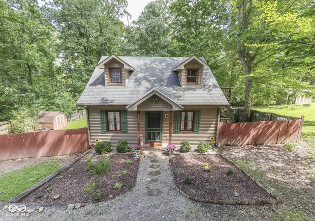 2nd image of 8879 S Slevins Dr, Nineveh, IN 46164 | MLS# 22121627