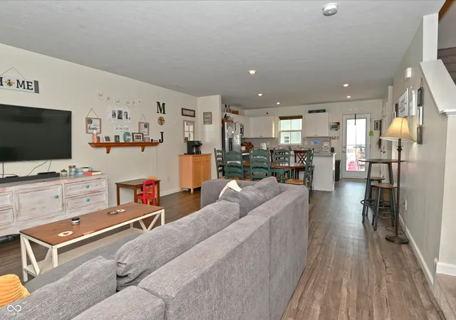 Photo 4 of Single family home for sale at 3142 E Sheldon Wy, Danville, IN 46122 | MLS# 22121636 | Listing updated on 2026-08-22