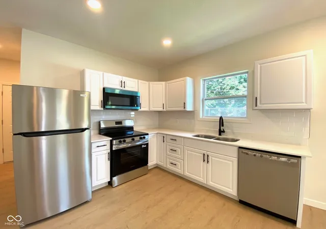 2nd image of 1824 N Parker Ave, Indianapolis, IN 46218 | MLS# 22121639