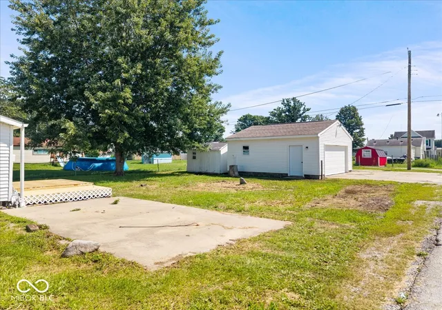 33rd image of 1301 S J St, Elwood, IN 46036 | MLS# 22121646