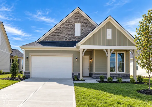 Photo 1 of Single family home for sale at 8883 Constitution Trl, Brownsburg, IN 46112 | MLS# 22121647 | Listing updated on 2026-10-27