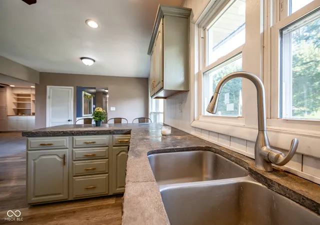 4th image of 102 Westwood Dr, Fillmore, IN 46128 | MLS# 22121651