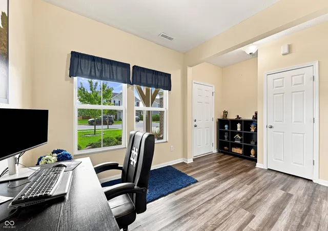 Photo 4 of Single family home for sale at 4340 Blue Note Dr, Indianapolis, IN 46239 | MLS# 22121657 | Listing updated on 2026-09-24