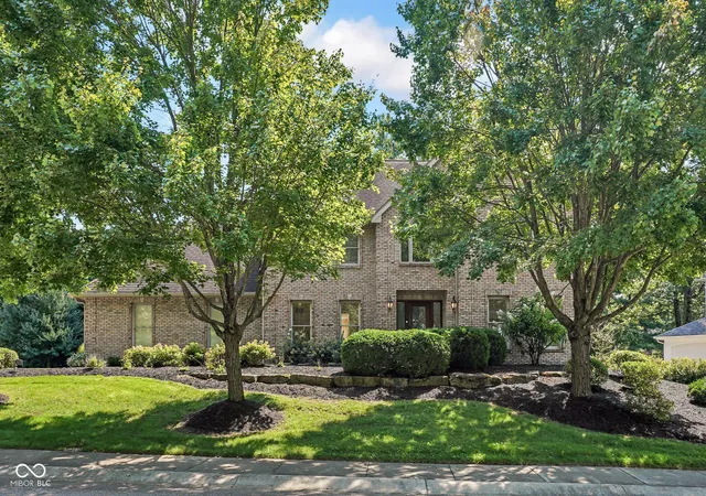 2nd image of 5183 Northwood Dr, Columbus, IN 47201 | MLS# 22121659