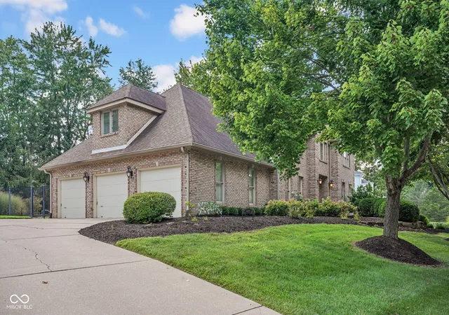 3rd image of 5183 Northwood Dr, Columbus, IN 47201 | MLS# 22121659