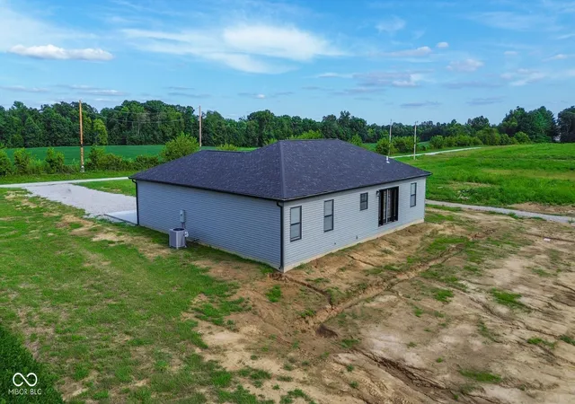 Photo 4 of Single family home for sale at 8826 S 450 W, Rosedale, IN 47874 | MLS# 22121662 | Listing updated on 2026-08-24