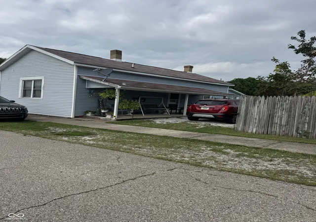1st image of 208 E Washington, Saint Paul, IN 47272 | MLS# 22121671