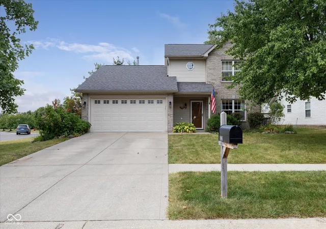 Photo 1 of Single family home for sale at 14906 Copper Tree Way, Carmel, IN 46033 | MLS# 22121677 | Listing updated on 2026-09-22
