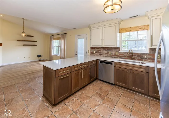 Photo 4 of Single family home for sale at 14906 Copper Tree Way, Carmel, IN 46033 | MLS# 22121677 | Listing updated on 2026-09-22